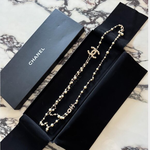 Chanel CC Long Pearl Necklace. Comes with original box and dust bag. - Picture 1 of 8